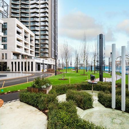 Elegant And Modern Apartments In Canary Wharf Right Next To Thames Londres Extérieur photo