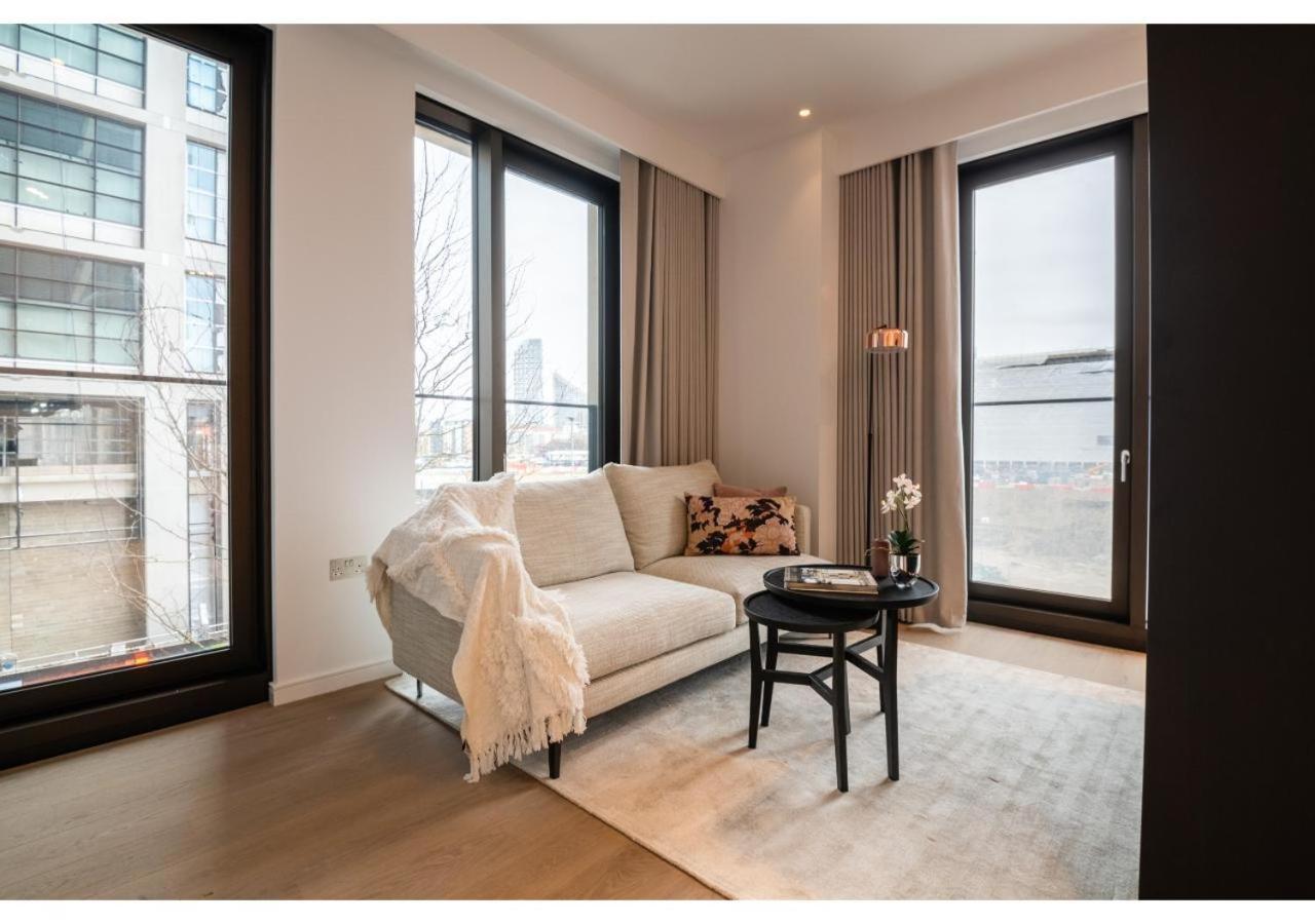 Elegant And Modern Apartments In Canary Wharf Right Next To Thames Londres Extérieur photo