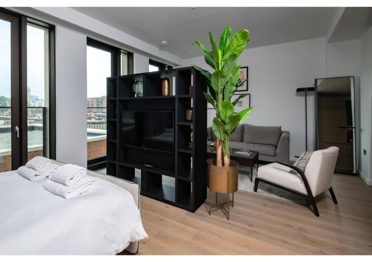 Elegant And Modern Apartments In Canary Wharf Right Next To Thames Londres Extérieur photo